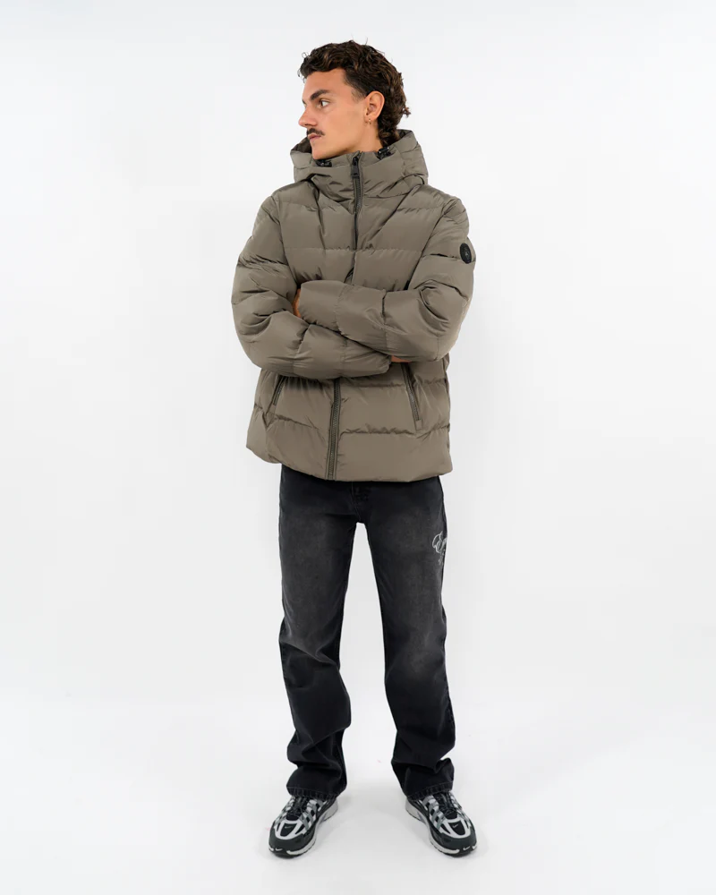 Robin Winterjas - Image 6